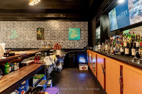 Photo 10 at 7A - 1027 Finch Avenue W, York University Heights, Toronto