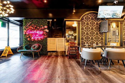 Photo 13 at 7A - 1027 Finch Avenue W, York University Heights, Toronto