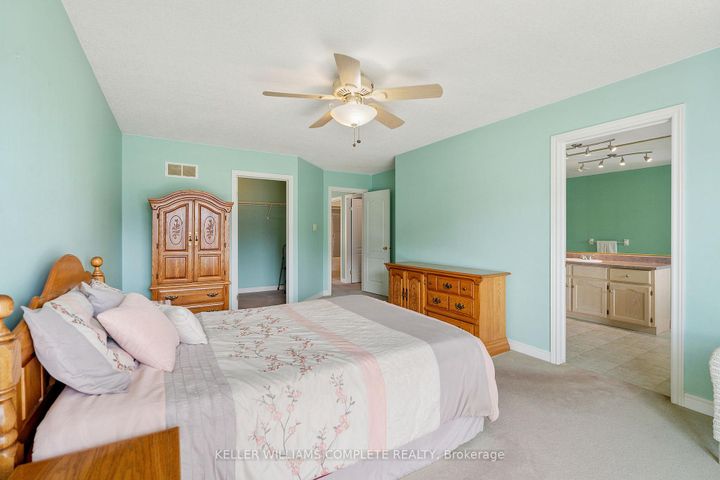 Photo 20 at 10 - 85 Edgewater Drive, Lakeshore, Hamilton
