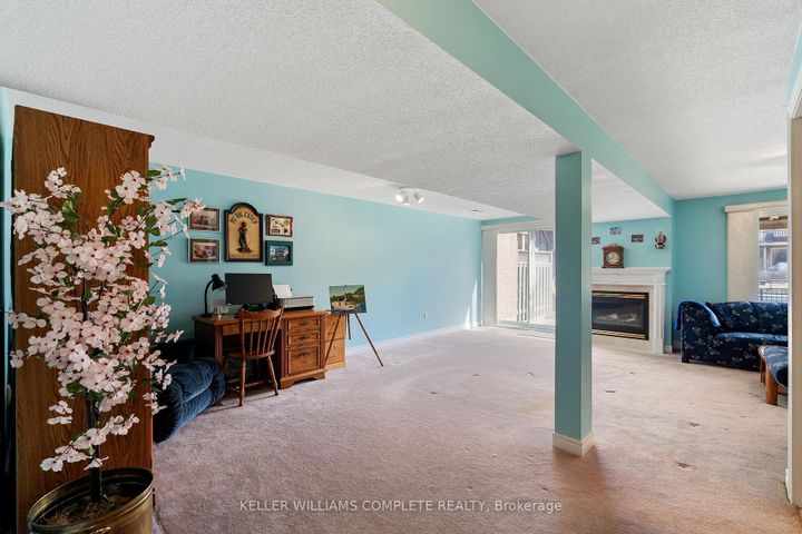 Photo 30 at 10 - 85 Edgewater Drive, Lakeshore, Hamilton