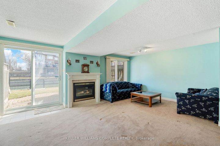 Photo 32 at 10 - 85 Edgewater Drive, Lakeshore, Hamilton