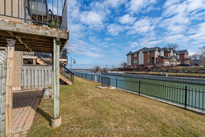 Photo 40 at 10 - 85 Edgewater Drive, Lakeshore, Hamilton