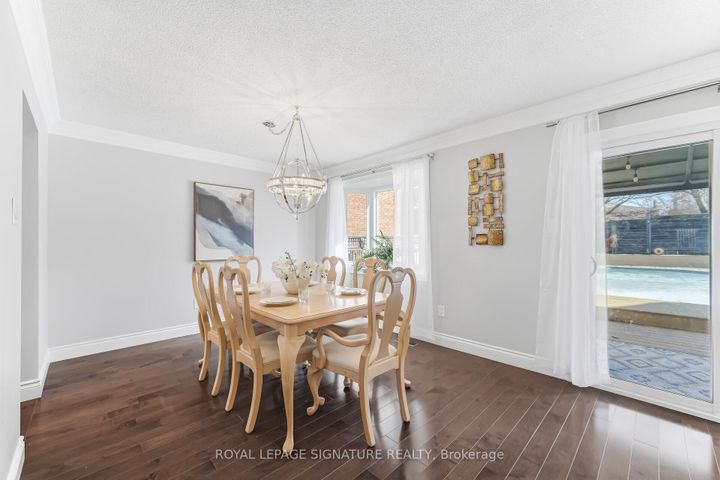 Photo 21 at 48 Evalene Court, Heart Lake West, Brampton