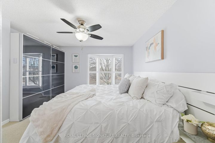 Photo 31 at 48 Evalene Court, Heart Lake West, Brampton