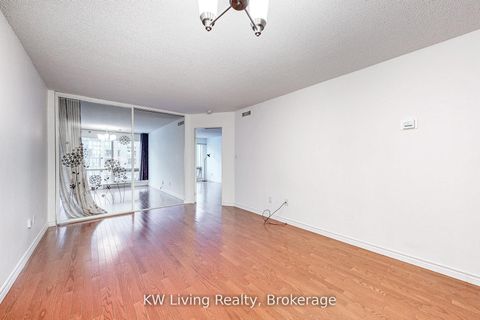 Photo 6 at 1109 - 1001 Bay Street, Bay Street Corridor, Toronto