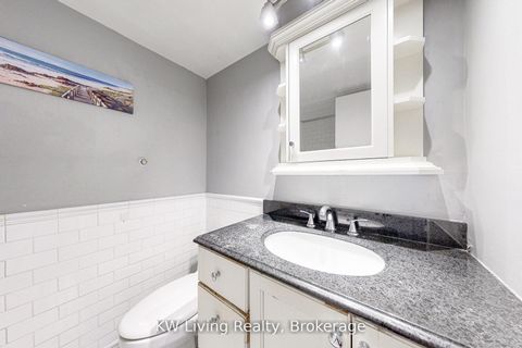 Photo 12 at 1109 - 1001 Bay Street, Bay Street Corridor, Toronto