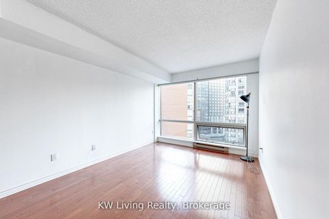 Photo 16 at 1109 - 1001 Bay Street, Bay Street Corridor, Toronto