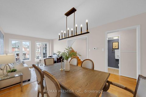 Photo 29 at 12 Yellowood Circle, Patterson, Vaughan