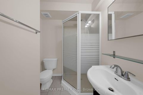 Photo 43 at 12 Yellowood Circle, Patterson, Vaughan