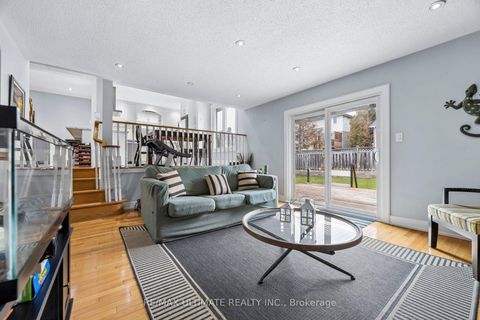 Photo 7 at 864 Copperfield Drive, Eastdale, Oshawa