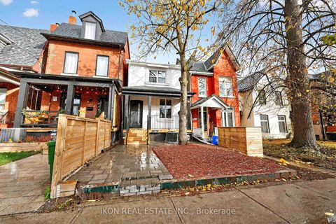 Photo 3 at 475 Delaware Avenue, Junction, Toronto
