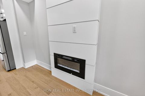 Photo 11 at 475 Delaware Avenue, Junction, Toronto