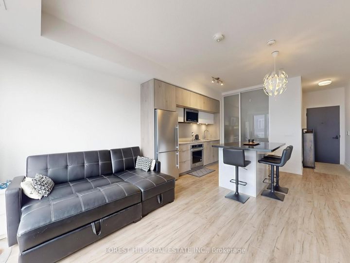 Photo 12 at 648 - 25 Adra Grado Way, Bayview Village, Toronto