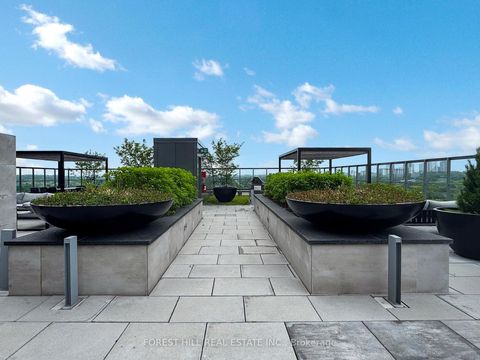 Photo 31 at 648 - 25 Adra Grado Way, Bayview Village, Toronto