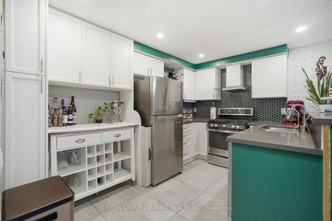 Photo 21 at 126 - 760 LAWRENCE Avenue W, Glen Park, Toronto