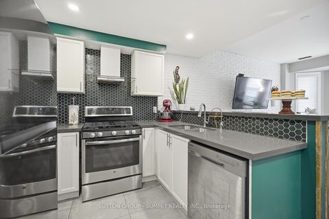 Photo 22 at 126 - 760 LAWRENCE Avenue W, Glen Park, Toronto