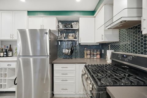 Photo 23 at 126 - 760 LAWRENCE Avenue W, Glen Park, Toronto