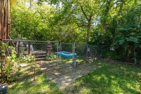 Photo 11 at 394 Centre Street S, Central, Oshawa