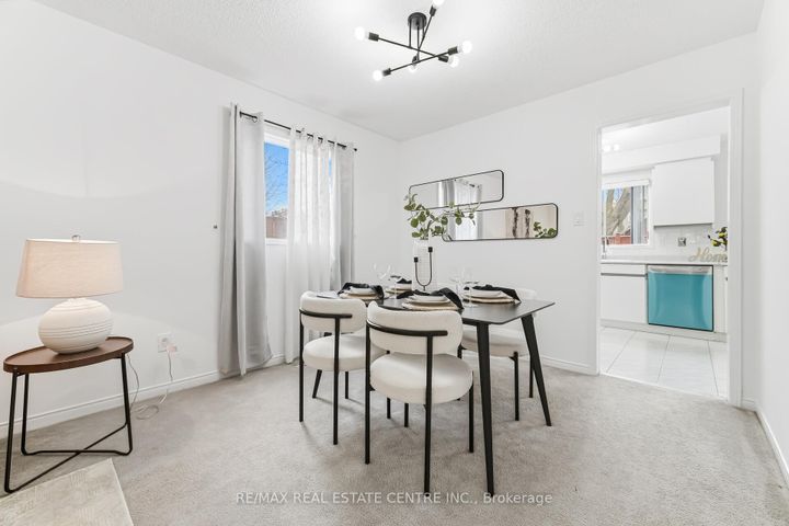 Photo 14 at 26 Braemore Road, Brampton West, Brampton