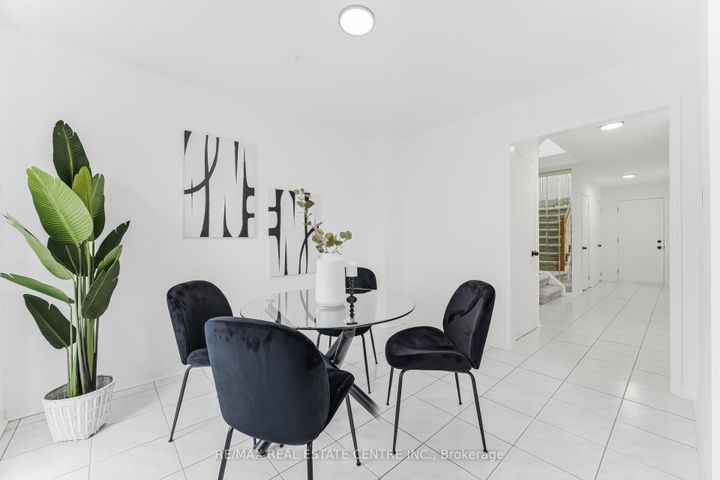 Photo 21 at 26 Braemore Road, Brampton West, Brampton