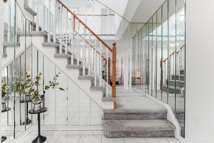 Photo 26 at 26 Braemore Road, Brampton West, Brampton