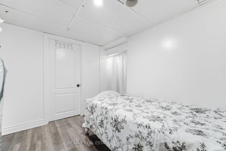 Photo 45 at 26 Braemore Road, Brampton West, Brampton