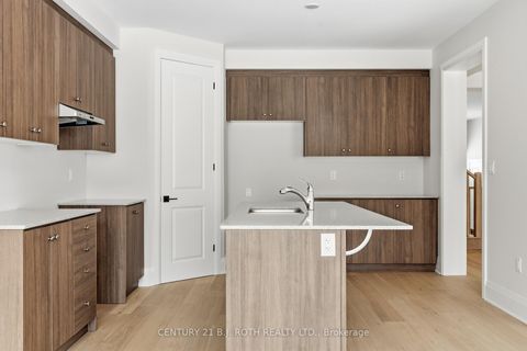 Photo 11 at 395 Reid Drive, Rural Barrie Southwest, Barrie