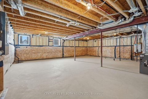 Photo 34 at 395 Reid Drive, Rural Barrie Southwest, Barrie