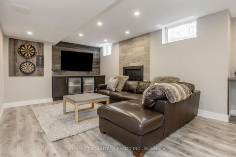 Photo 37 at 58 Versailles Crescent, Shore, Barrie