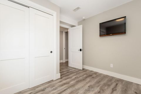 Photo 39 at 58 Versailles Crescent, Shore, Barrie