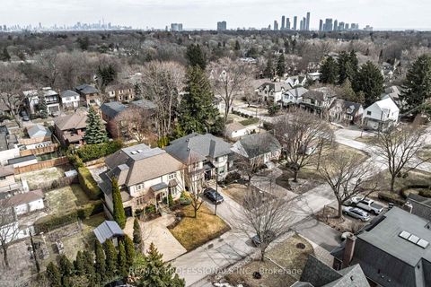 Photo 3 at 31 Gardenvale Road, Queensway, Toronto