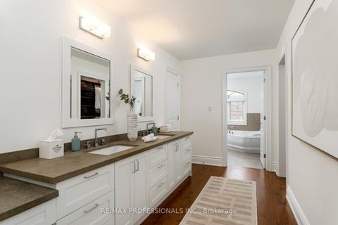 Photo 35 at 31 Gardenvale Road, Queensway, Toronto