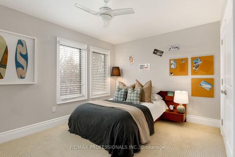 Photo 37 at 31 Gardenvale Road, Queensway, Toronto