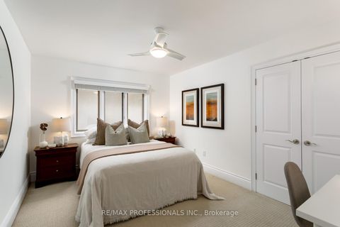 Photo 38 at 31 Gardenvale Road, Queensway, Toronto