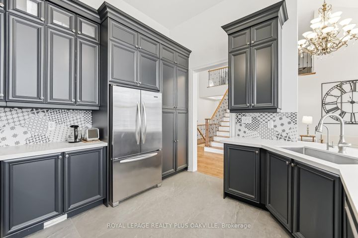 Photo 17 at 3409 Liptay Avenue, BC Bronte Creek, Oakville