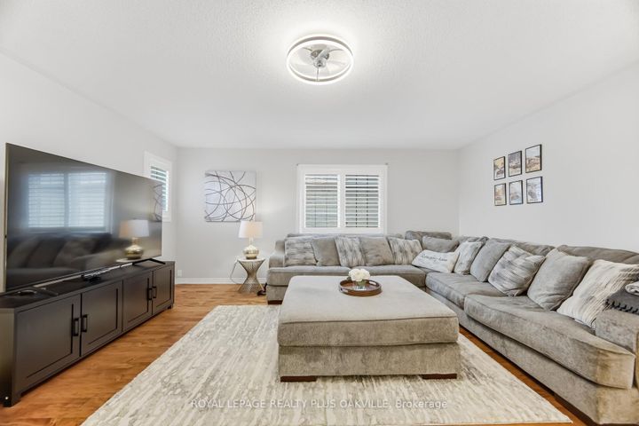 Photo 26 at 3409 Liptay Avenue, BC Bronte Creek, Oakville