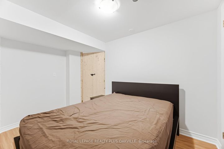 Photo 43 at 3409 Liptay Avenue, BC Bronte Creek, Oakville