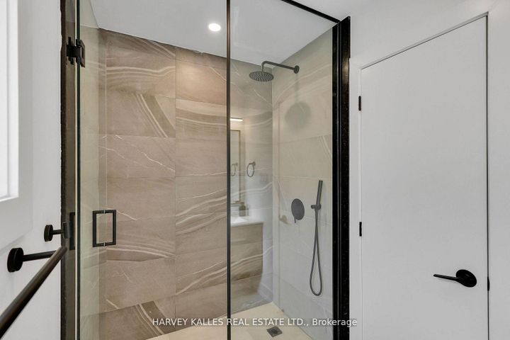 Photo 35 at 207 Sutherland Drive, Leaside, Toronto