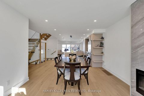 Photo 7 at 207 Sutherland Drive, Leaside, Toronto