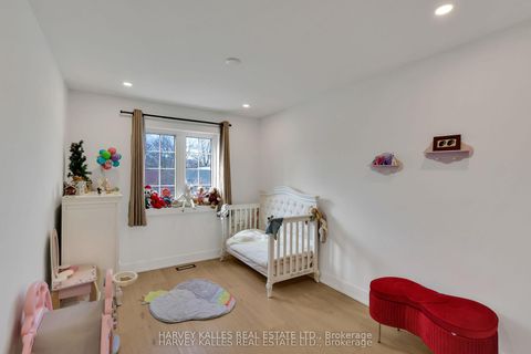 Photo 32 at 207 Sutherland Drive, Leaside, Toronto
