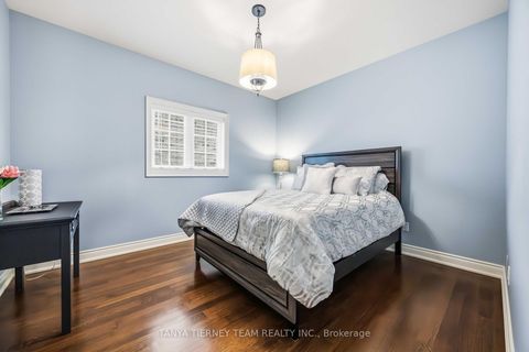 Photo 22 at 5 Centre Street W, Brooklin, Whitby