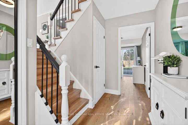 Photo 4 at 1525 Holburne Road, Lakeview, Mississauga