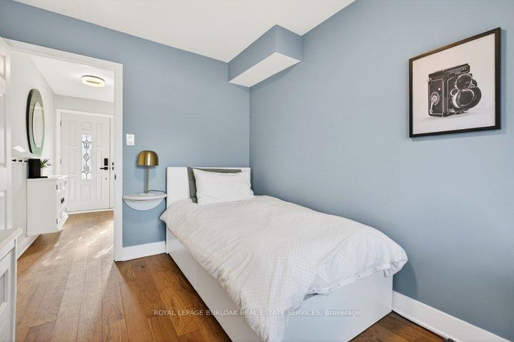 Photo 6 at 1525 Holburne Road, Lakeview, Mississauga