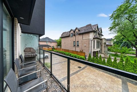 Photo 14 at 3062 Bayview Avenue, Willowdale East, Toronto