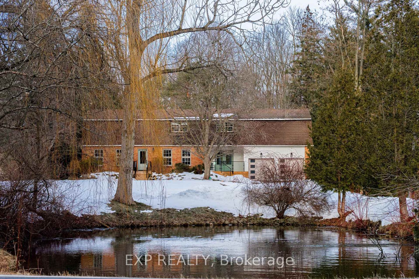 5535 Cedar Springs Road, Rural Burlington, Burlington by Loree Meneguzzi Real Estate 5535 Cedar Springs Road, Rural Burlington, Burlington