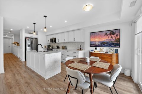 Photo 5 at 9 - 31 Pumpkin Corner Crescent, Shore, Barrie