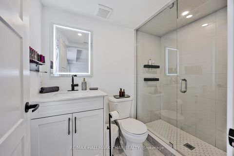 Photo 12 at 9 - 31 Pumpkin Corner Crescent, Shore, Barrie