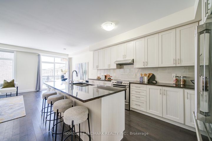 Photo 13 at 17 Duncombe Lane, South Richvale, Richmond Hill