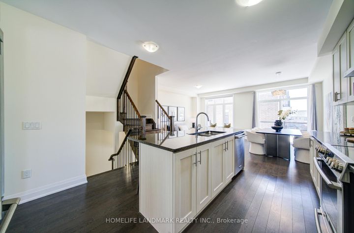 Photo 18 at 17 Duncombe Lane, South Richvale, Richmond Hill