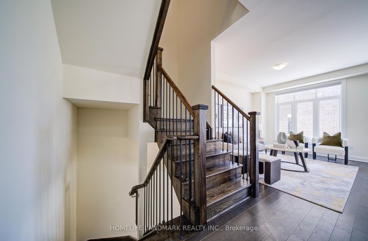 Photo 24 at 17 Duncombe Lane, South Richvale, Richmond Hill